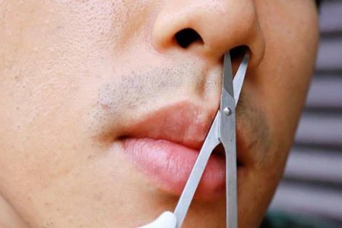 生臭い尿の小さな原因