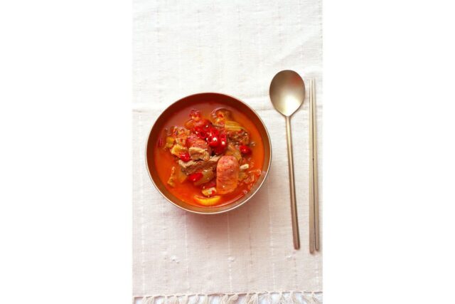 돼지고기 김치찌개 레시피, 돼지 목살 김치찌개 끓이는법