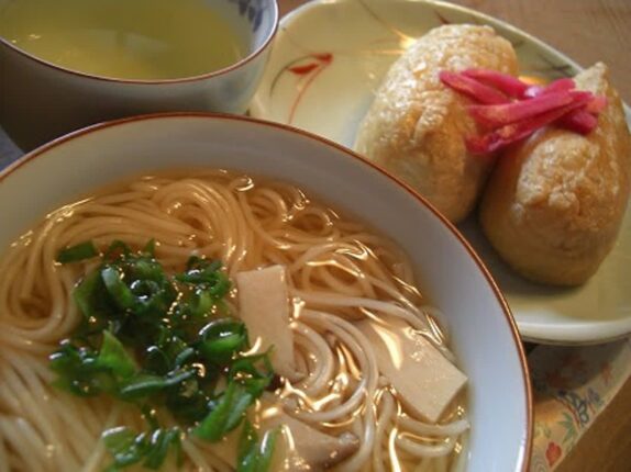 잔치국수, 이렇게 끓였다간 위가 바로 상합니다